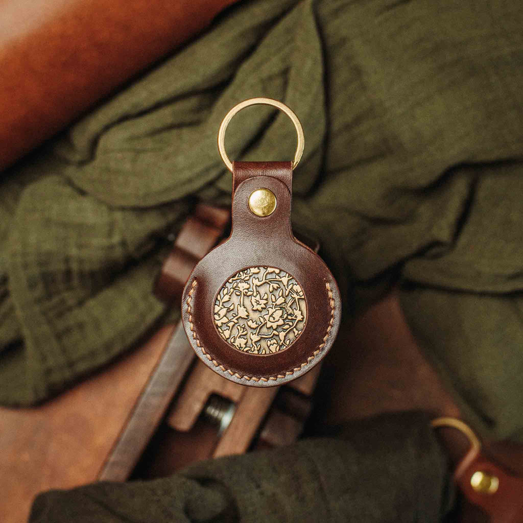 Pirate Goods Peso Pocket v5 Keychain Coin Holder – Leather Challenge Coin Case for EDC